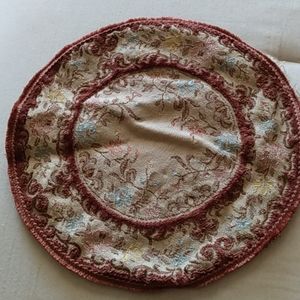 Miniature rug for doll house